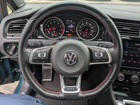 Used 2019 Volkswagen GTI S image 16