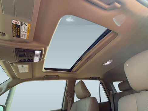 Used 2024 Toyota 4Runner Limited RWD image 14