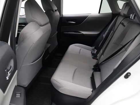 Certified 2023 Toyota Venza LE image 19