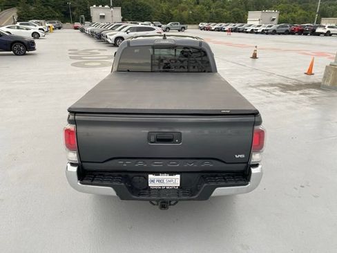 Used 2023 Toyota Tacoma TRD Off-Road AWD/4WD image 8