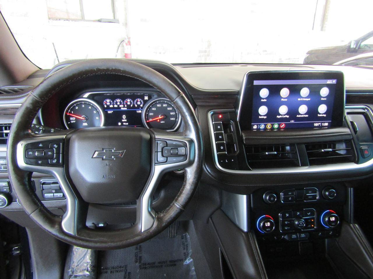 Used 2021 Chevrolet Tahoe Z71 w/ Z71 Off-Road Package AWD/4WD image 17