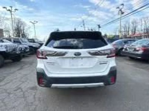 Used 2020 Subaru Outback Touring XT AWD/4WD image 6