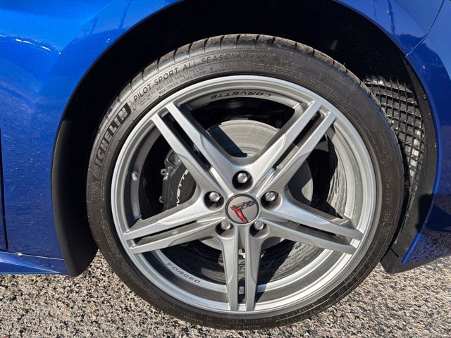 New 2027 Chevrolet Corvette Stingray Coupe w/ 2LT RWD image 24