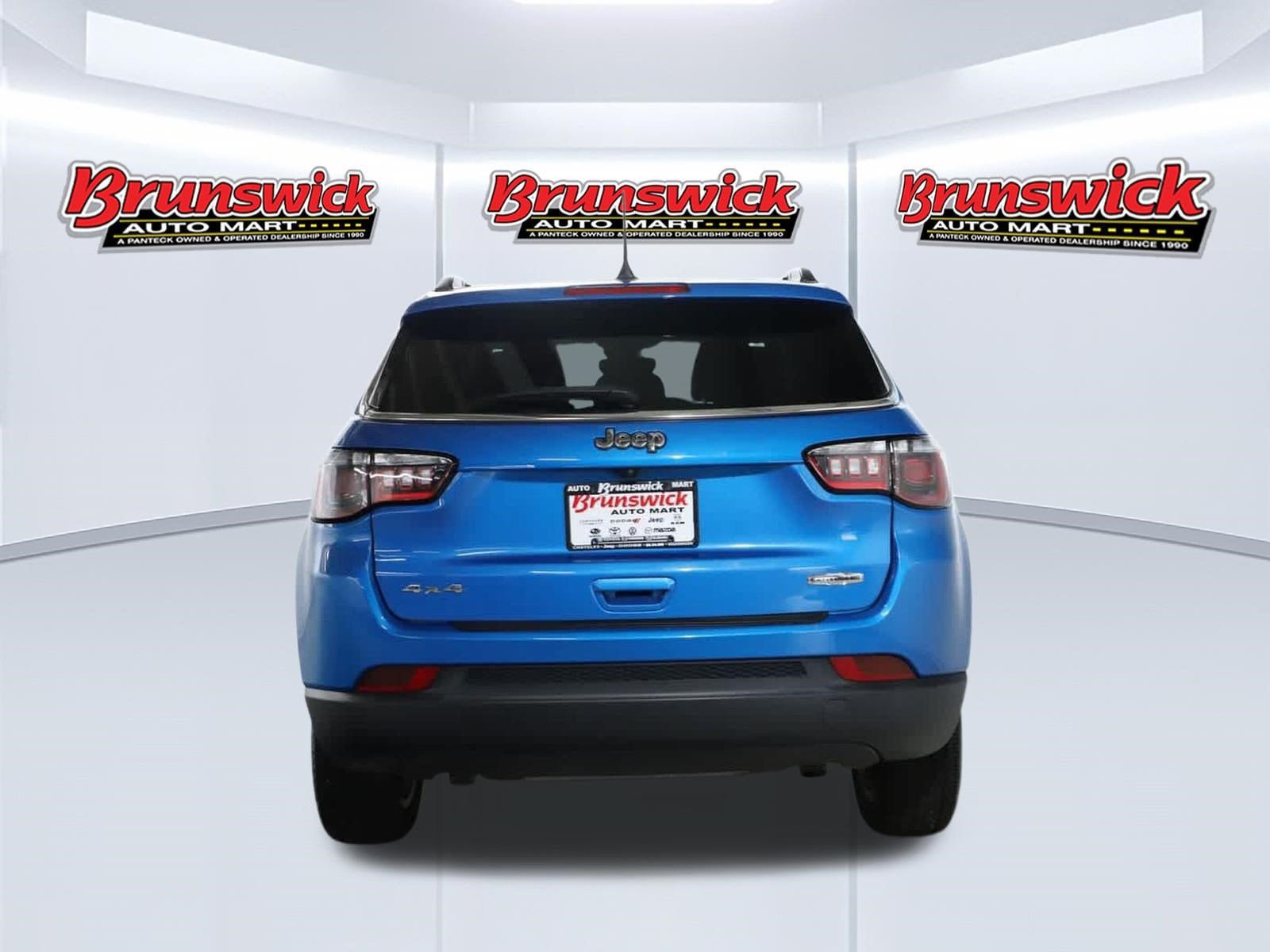 Certified 2024 Jeep Compass Latitude AWD/4WD image 44