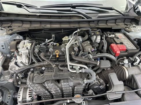 Used 2025 Nissan Altima 2.5 SV image 31