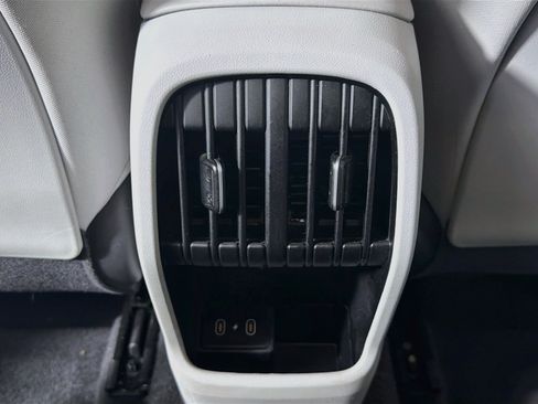 Used 2025 Hyundai Kona SEL FWD image 28