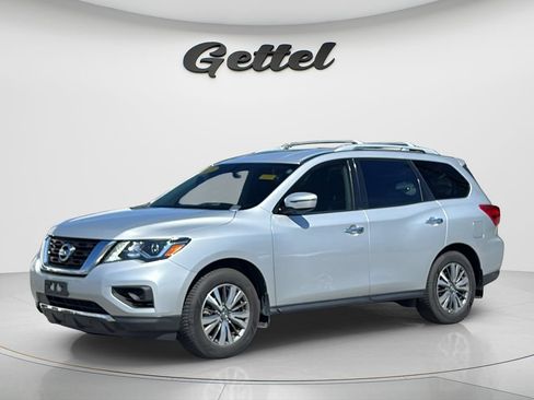 Used 2020 Nissan Pathfinder S FWD image 1