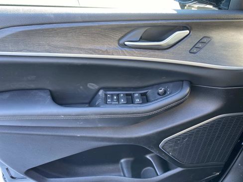 New 2026 Jeep Grand Cherokee Limited w/ Limited Altitude Package image 16