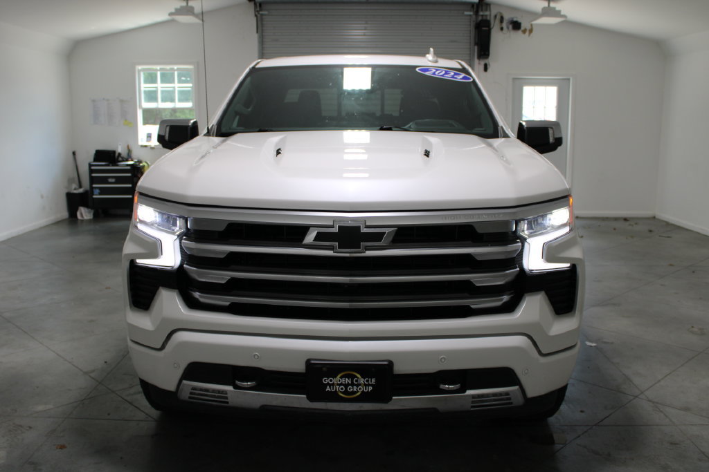 Used 2024 Chevrolet Silverado 1500 High Country w/ Technology Package AWD/4WD image 56