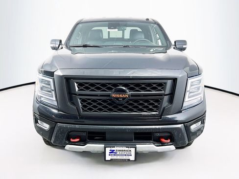 Used 2021 Nissan Titan PRO-4X w/ Pro-4x Convenience Package AWD/4WD image 2