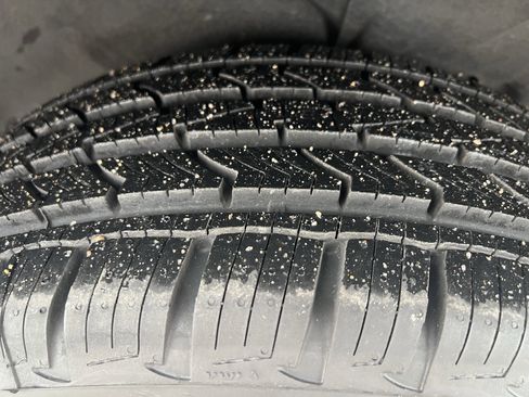 Used 2024 Cadillac XT4 Premium Luxury image 21