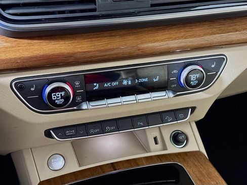 Used 2023 Audi Q5 2.0T Premium w/ Convenience Package image 18