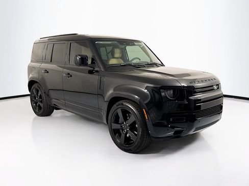 New 2026 Land Rover Defender 110 X-Dynamic SE AWD/4WD image 3