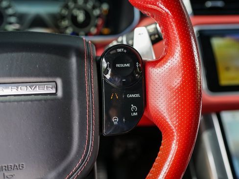 Used 2019 Land Rover Range Rover Sport SVR image 28