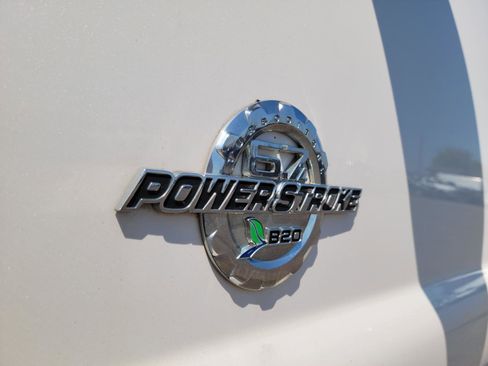 Used 2015 Ford F350 Lariat w/ Lariat Ultimate Package AWD/4WD image 19