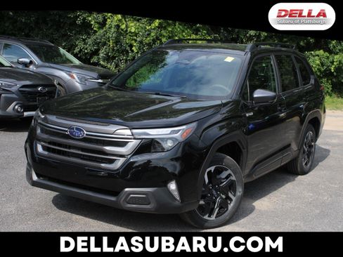 New 2026 Subaru Forester Premium AWD/4WD image 1