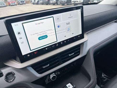 New 2025 Ford Explorer Active w/ Active Comfort Package image 14