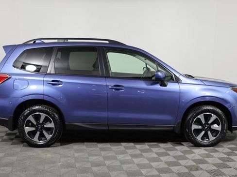 Used 2018 Subaru Forester 2.5i Premium w/ All-Weather Package image 4