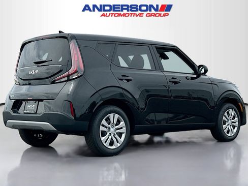 New 2025 Kia Soul LX image 2