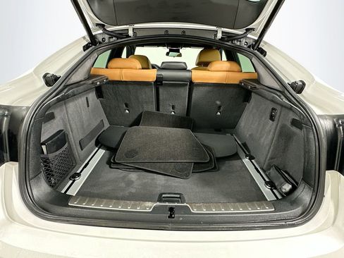 Used 2019 BMW X6 xDrive35i w/ M Sport Package image 27