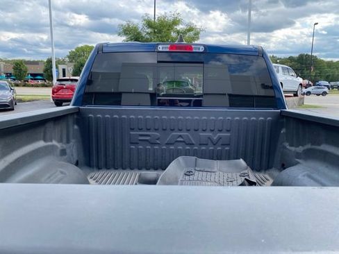 Used 2022 RAM 1500 Big Horn AWD/4WD image 7