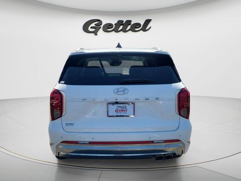 Used 2023 Hyundai Palisade Calligraphy FWD image 6