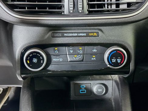 Used 2021 Ford Escape S image 15