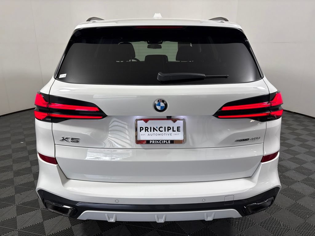 Certified 2024 BMW X5 sDrive40i w/ M Sport Package RWD image 6