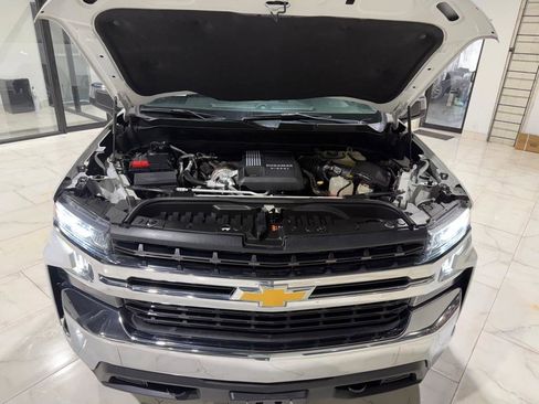 Used 2020 Chevrolet Silverado 1500 LT w/ Texas Edition image 4