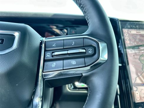 New 2026 GMC Yukon Denali w/ Sun & Power Step Package image 32