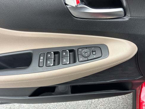 Used 2020 Hyundai Santa Fe SEL image 13