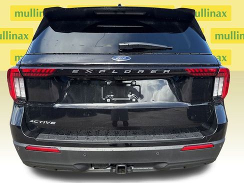 New 2026 Ford Explorer Active image 13