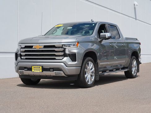 Certified 2025 Chevrolet Silverado 1500 High Country w/ High Country Premium Package AWD/4WD image 7