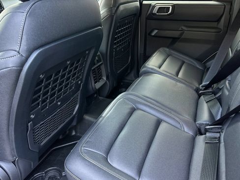 New 2026 Ford Bronco Badlands AWD/4WD image 11