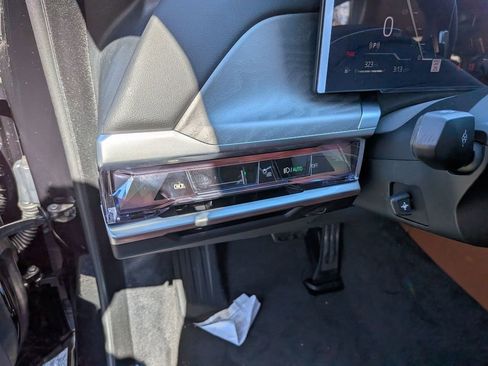 New 2026 BMW 760i xDrive w/ Executive Package AWD/4WD image 17