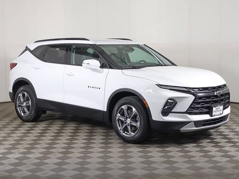 Used 2023 Chevrolet Blazer LT w/ LPO, Black Grille Bar Package AWD/4WD image 56