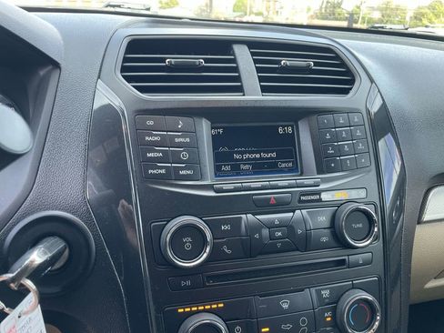Used 2017 Ford Explorer FWD image 10