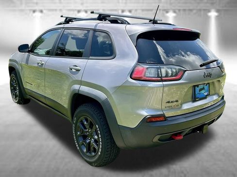 Used 2022 Jeep Cherokee Trailhawk w/ Sun, Sound & Nav Group AWD/4WD image 7