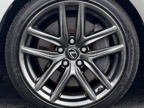 Used 2018 Lexus IS 300 F Sport RWD image 8