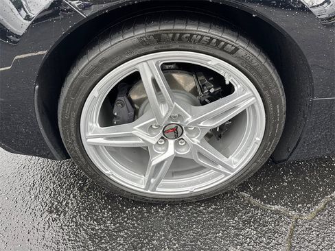 Used 2021 Chevrolet Corvette Stingray Coupe w/ 1LT image 16