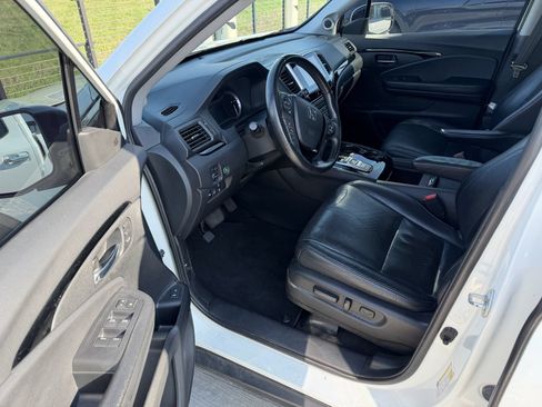 Used 2018 Honda Pilot Elite image 5