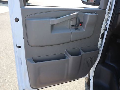 New 2025 Chevrolet Express 2500 w/ Driver Convenience Package image 7