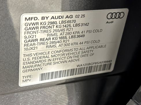Used 2025 Audi SQ6 e-tron Premium Plus w/ Premium Plus image 27