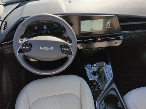 New 2026 Kia Niro EX FWD image 21
