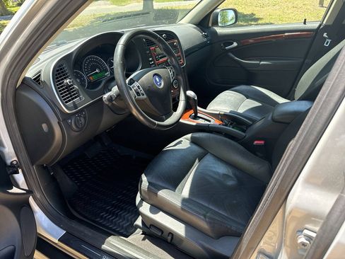 Used 2010 Saab 9-3 X w/ Comfort Package AWD/4WD image 5