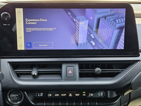 Used 2023 Lexus UX 250h F Sport FWD image 23