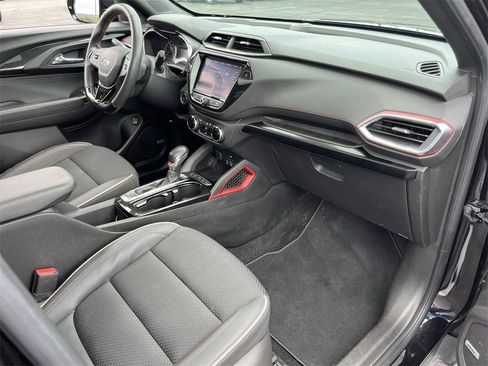 Certified 2023 Chevrolet TrailBlazer RS w/ Sun and Liftgate Package image 29