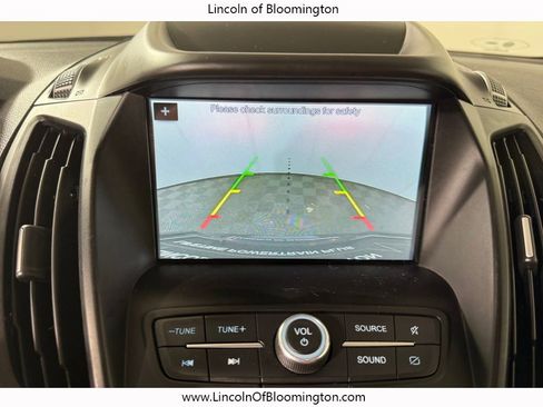 Used 2019 Ford Escape SE image 48