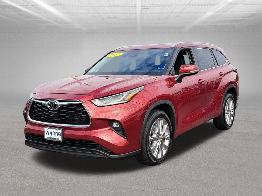 Used 2021 Toyota Highlander Limited FWD image 3