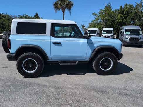 Used 2024 Ford Bronco Heritage Edition image 2
